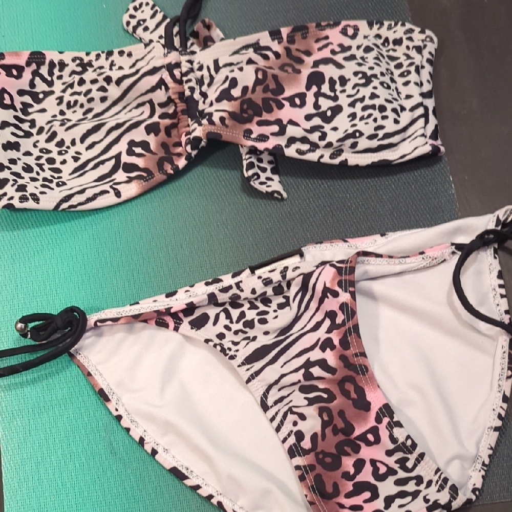 Ingear Black and Pink Animal Print Bikini